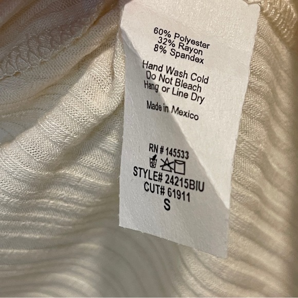 Who Wear What When Where Women's Puff Sleeve Blouse Ivory S - Picture 6 of 6